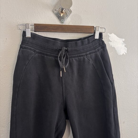 Lululemon High Rise Black Women Joggers Size 4 Heavyweight - Picture 2 of 12